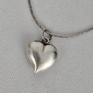 Vintage Silver Tone Heart Pendant Necklace Dainty Minimalist Jewelry