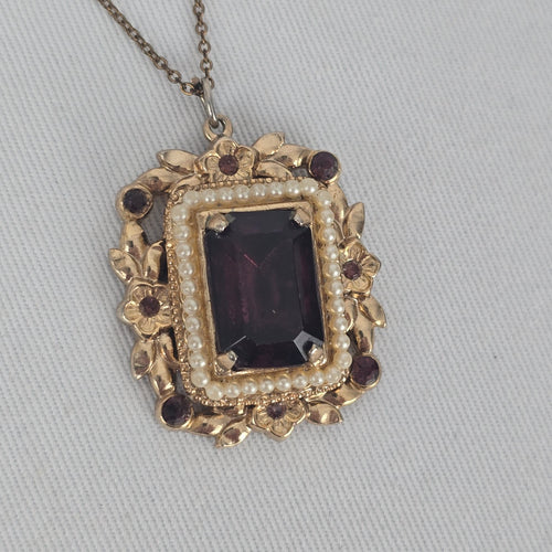 ECO Vintage Gold Tone Purple Stone Faux Pearl Floral Pendant Necklace