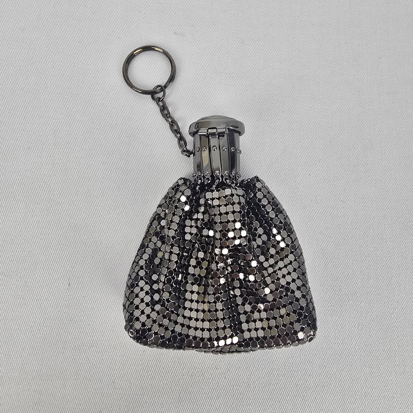 Vintage Style Mini Metal Mesh Purse Keychain Black Silver Coin Bag