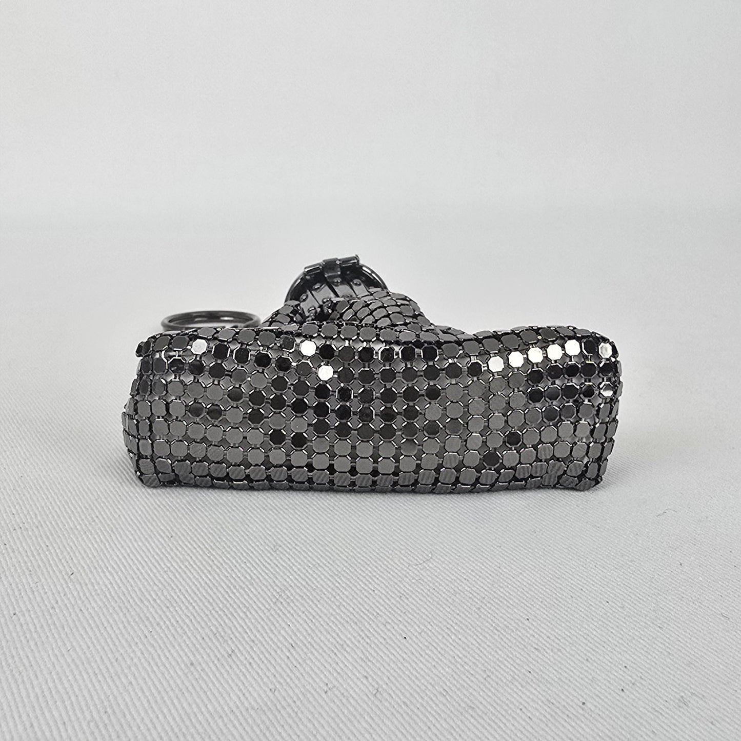 Vintage Style Mini Metal Mesh Purse Keychain Black Silver Coin Bag
