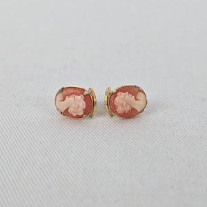 Vintage Cameo Clip On Earrings Gold Tone Coral Cream Profile