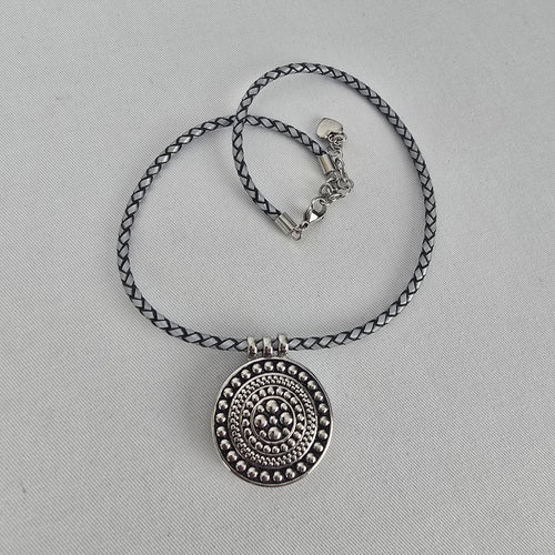 Tocara Stainless Steel Grey Faceted Pendant Necklace