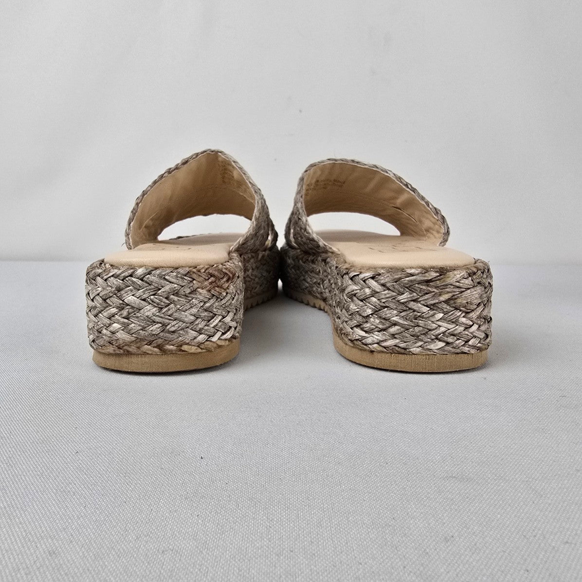 Beach by Matisse Braided Platform Slide Sandals Natural Woven Raffia Size 6
