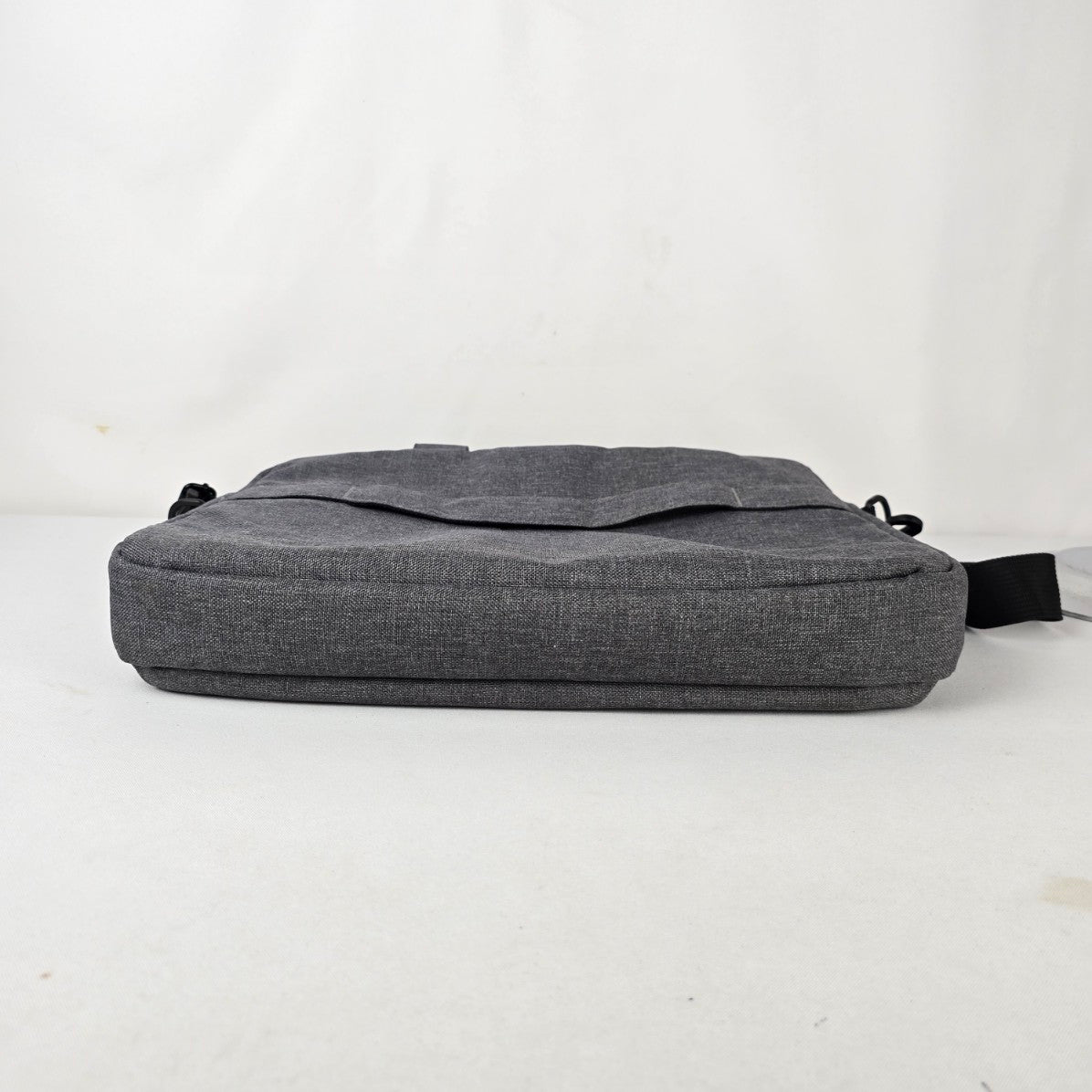 Lenovo T210 Grey 15.6” Laptop Casual Toploader Bag Shoulder Case