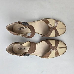 Fugitive Francesco Rossi Leather Low Heel Sandals Brown Beige