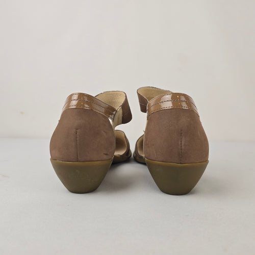 Fugitive Francesco Rossi Leather Low Heel Sandals Brown Beige
