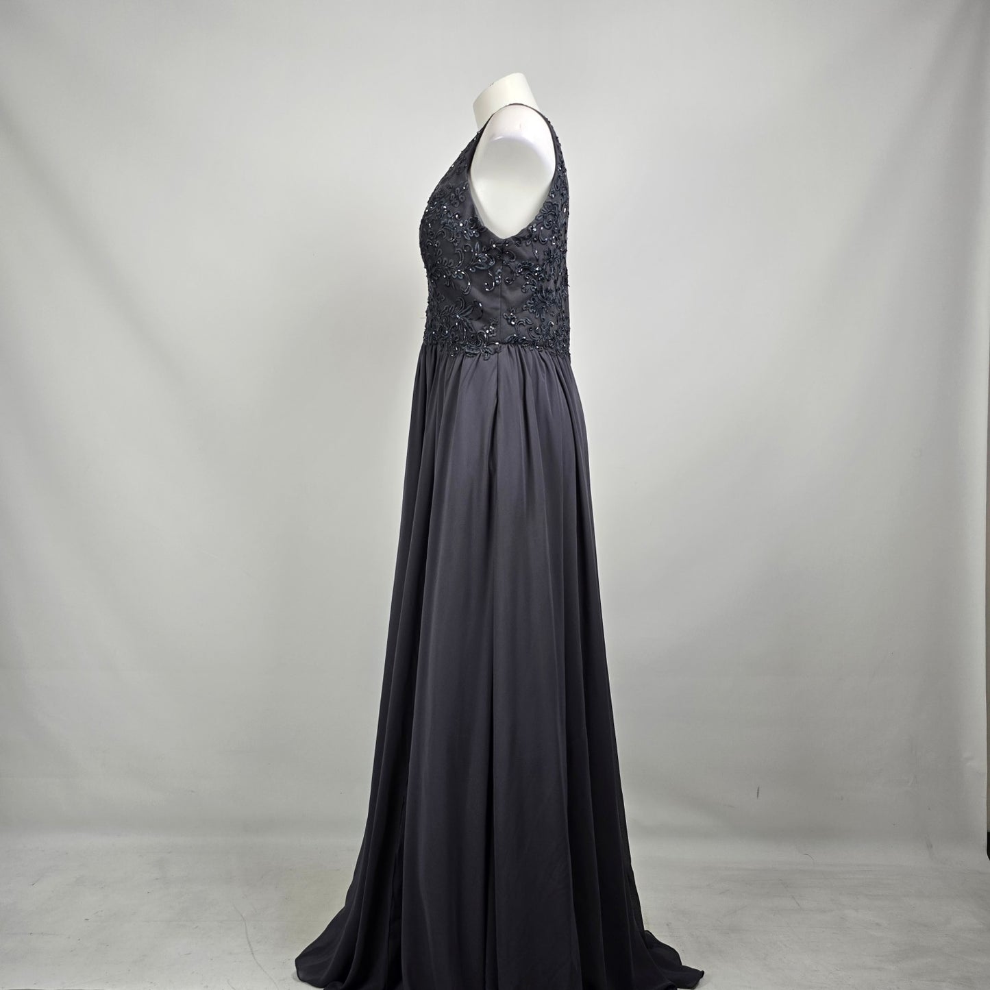 Morilee Madeline Gardner Grey Sequin Bodice Formal Gown Size 12