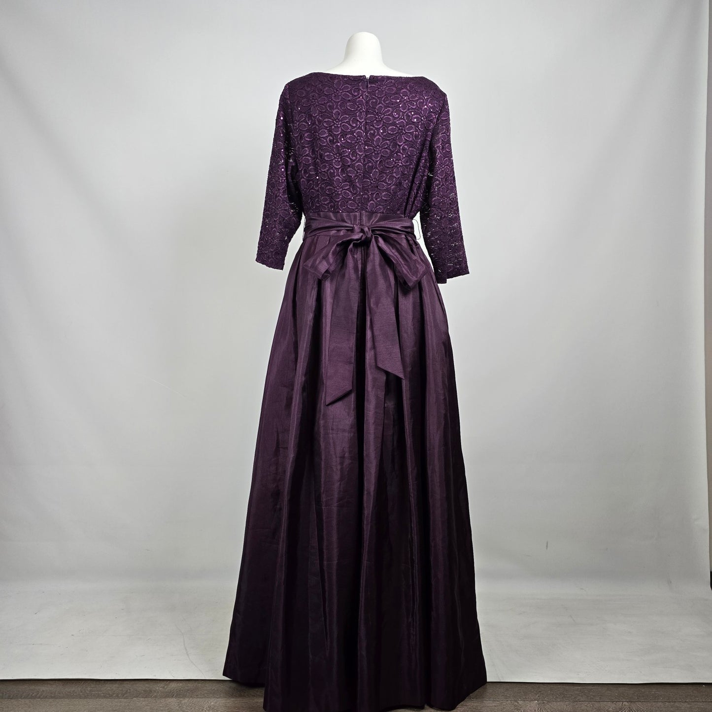 Jessica Howard Purple Lace Bodice Formal Gown Size 18W