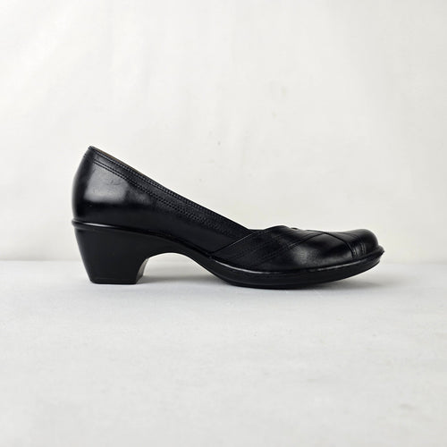 Clarks Artisan Black Leather Comfort Pumps Heels Size 11