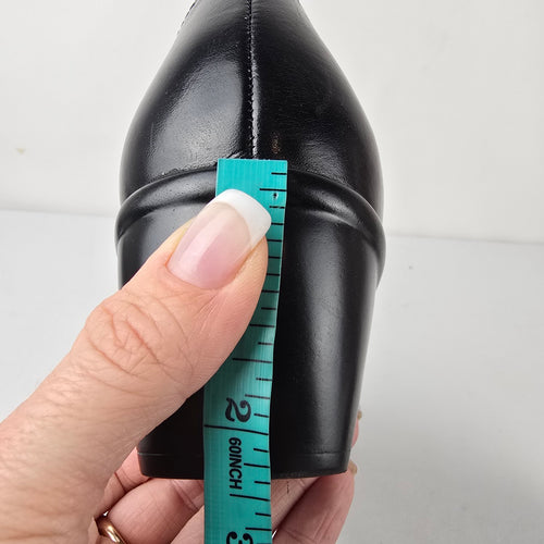Clarks Artisan Black Leather Comfort Pumps Heels Size 11