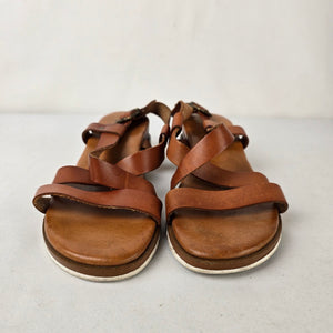 Bertuchi Brown Leather Strappy Sandals Made in Spain Size 8