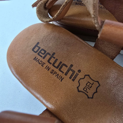 Bertuchi Brown Leather Strappy Sandals Made in Spain Size 8