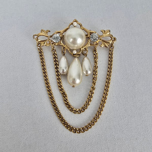 Vintage Gold Tone Faux Pearl Rhinestone Chain Dangle Brooch