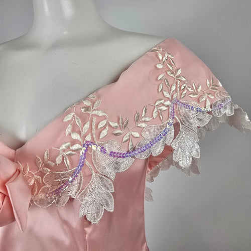 Vintage Pink Satin Off Shoulder Flower Girl Party Dress with Lace Appliqué Size S/M