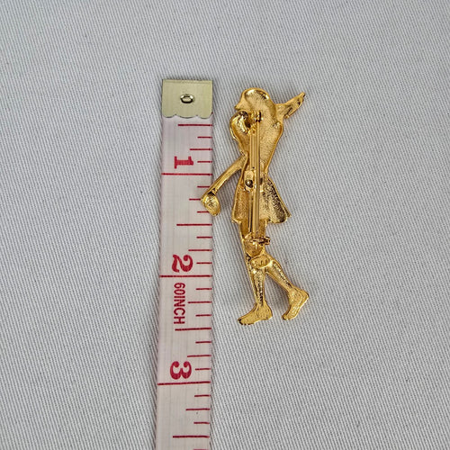 Vintage JJ Gold Tone Woman Golfer Brooch Pin Golf Club Sports