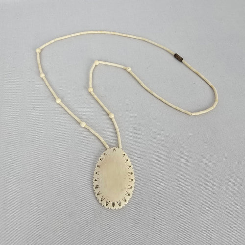 Cream Carved Pendant Beaded Necklace