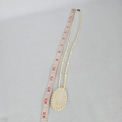 Cream Carved Pendant Beaded Necklace