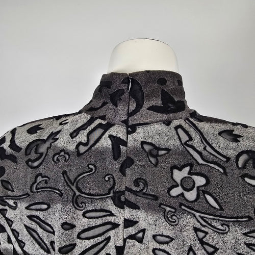 Bantry Bay Vintage Metallic Pattern Mock Neck Top Size M