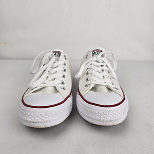 Converse Chuck Taylor All Star White Low Tops Size W9