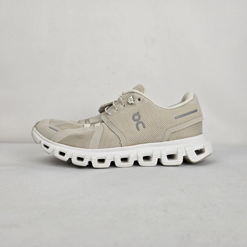 On Cloud Women’s Cloud 5 Sneakers Pearl White Size 6.5