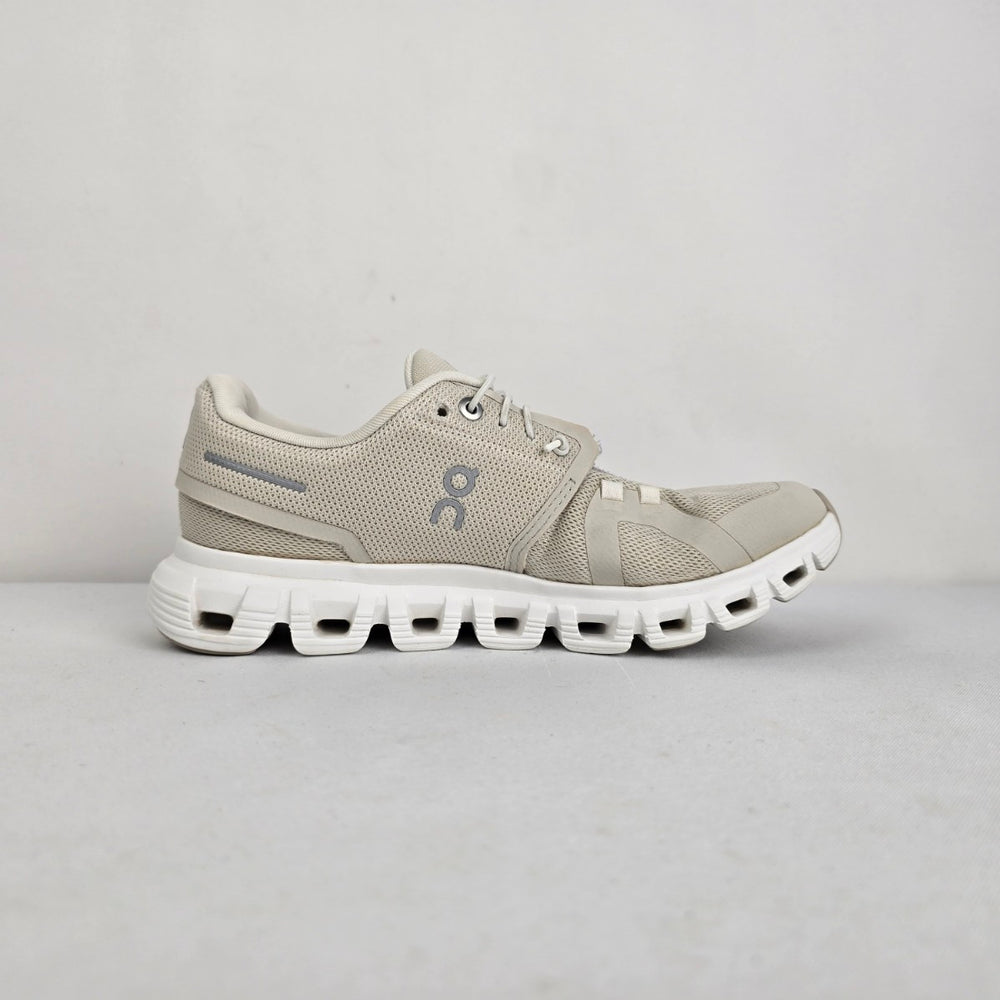 On Cloud Women’s Cloud 5 Sneakers Pearl White Size 6.5
