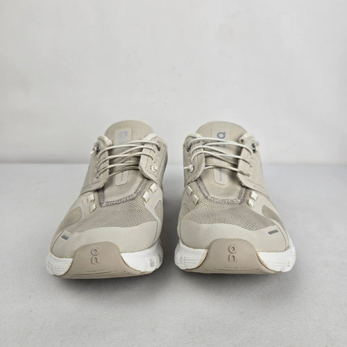 On Cloud Women’s Cloud 5 Sneakers Pearl White Size 6.5