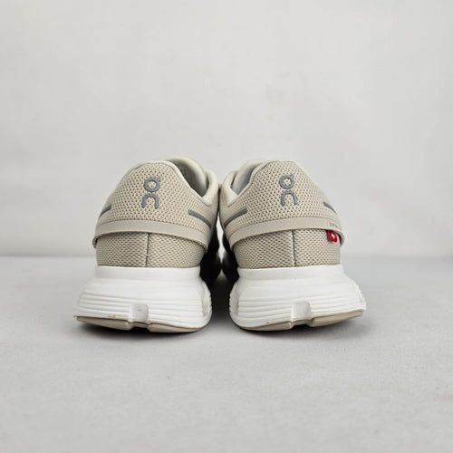 On Cloud Women’s Cloud 5 Sneakers Pearl White Size 6.5