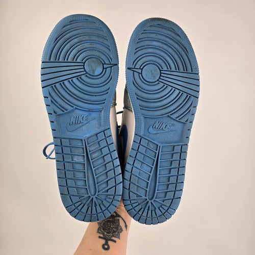Air Jordan 1 Low GS Washed Denim Sneakers Size 6