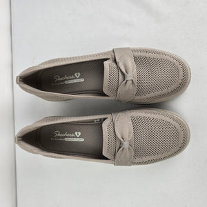 Skechers Taupe Knit Bow Loafers Size 7.5