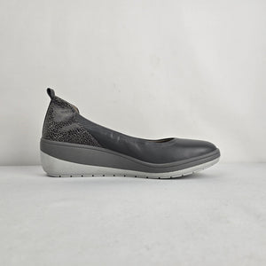 Vionic Jacey Grey Leather Wedge Slip-On Shoes Size 9.5