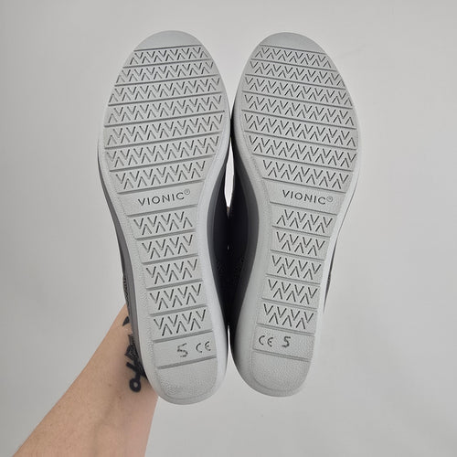 Vionic Jacey Grey Leather Wedge Slip-On Shoes Size 9.5