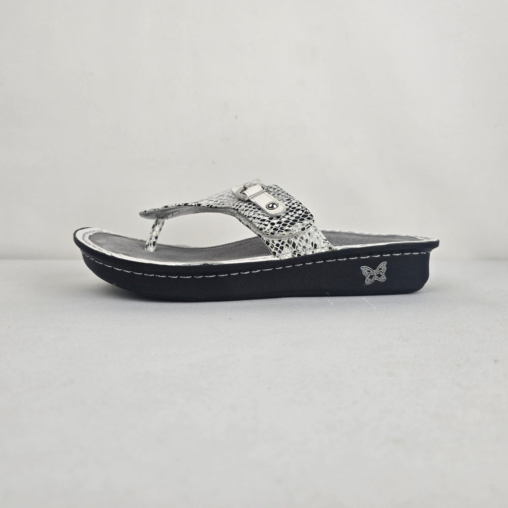 Alegria Silver Snake Print Thong Sandals Size