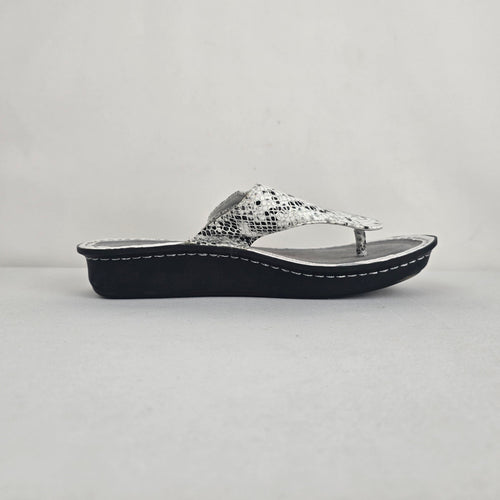 Alegria Silver Snake Print Thong Sandals Size