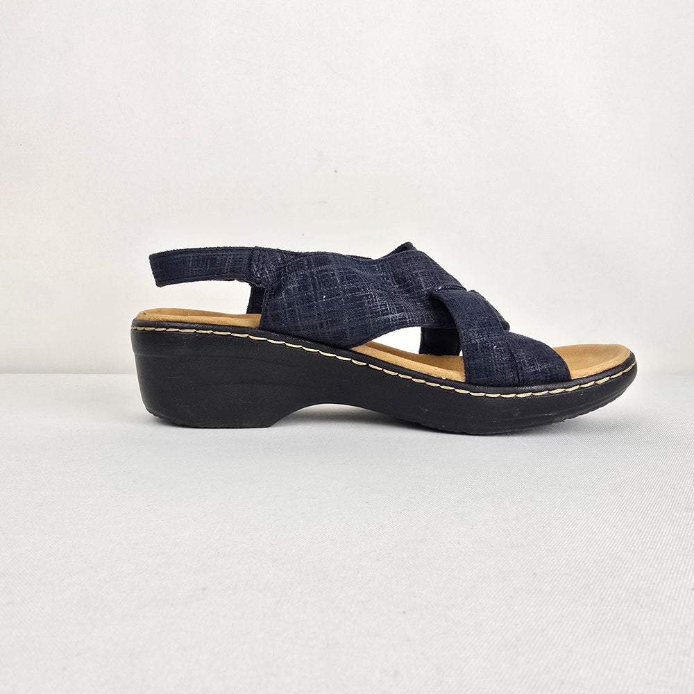 Clarks Collection Navy Comfort Sandals Size 7