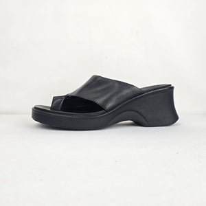 Clarks Black Leather Platform Slide Sandals Size 10W