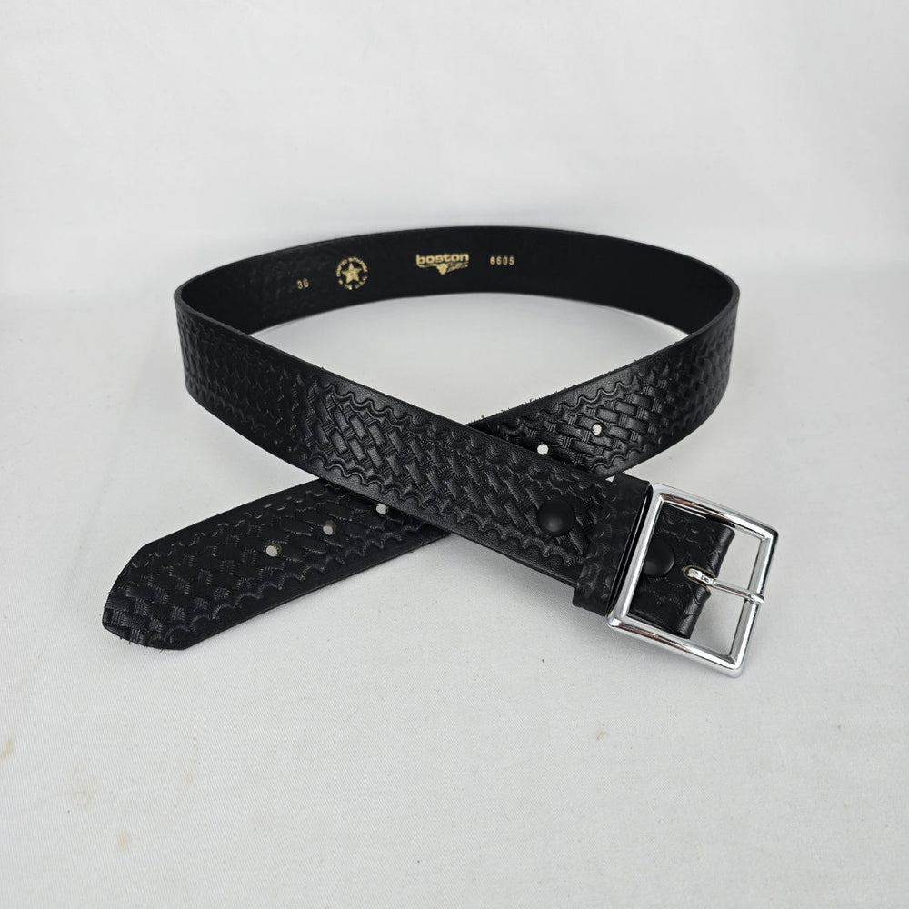 Boston Leather Black Embossed Leather Belt Size M/L Made in USA
