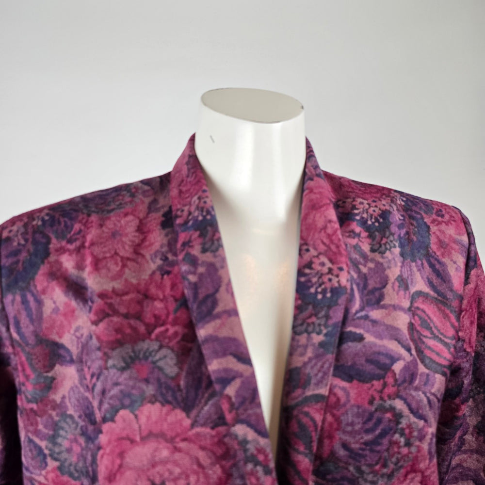 Vintage Purple Floral Tapestry Blazer Size M/L– Longline Statement Jacket