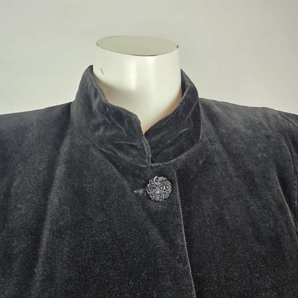 Vintage Le Château Black Velvet Frock Coat Size S/M – Victorian Gothic Style Jacket