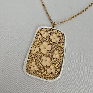 Vintage Gold Tone Floral Filigree Pendant Necklace