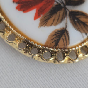 Vintage Red Rose Brooch Pendant Gold Tone Floral Pin