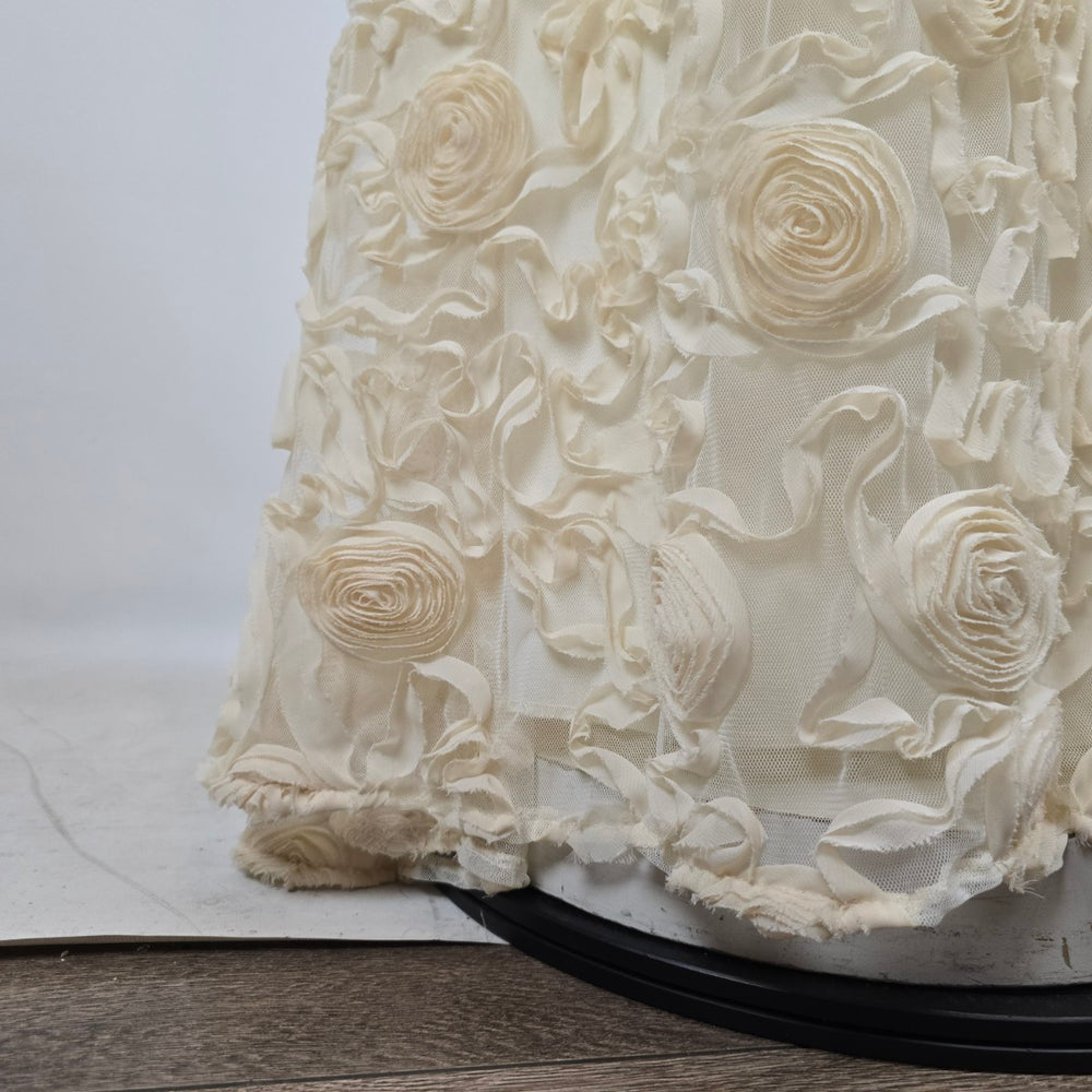Classics Collection Ivory Rosette Formal Gown Size M/L