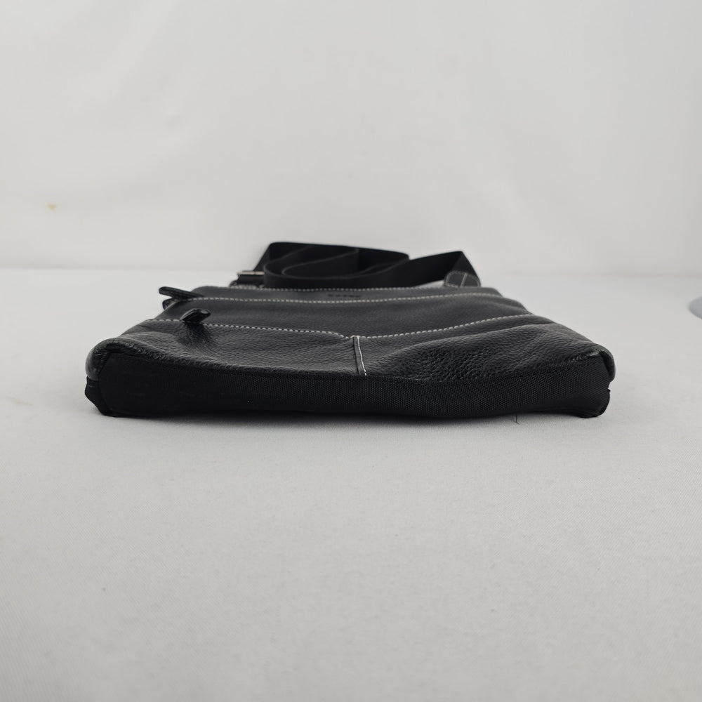 Roots Black Leather Crossbody Organizer Bag
