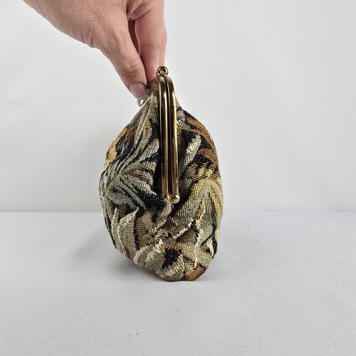 Vintage Floral Tapestry Kiss Lock Clutch Bag
