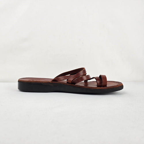 Kamel Brown Leather Strappy Sandals Size 10