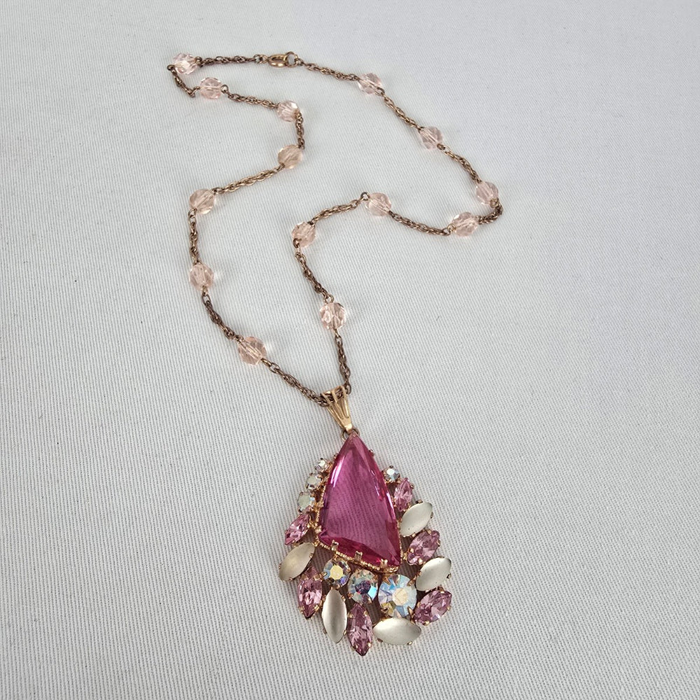 Quality Vintage Pink Rhinestone Pendant Necklace Gold Tone