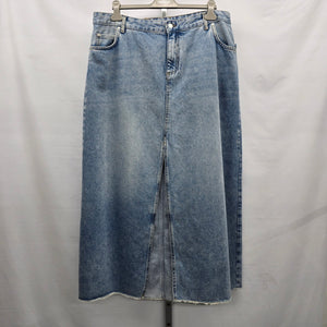 Pilcro Denim Maxi Skirt Size 18W Light Wash Front Slit