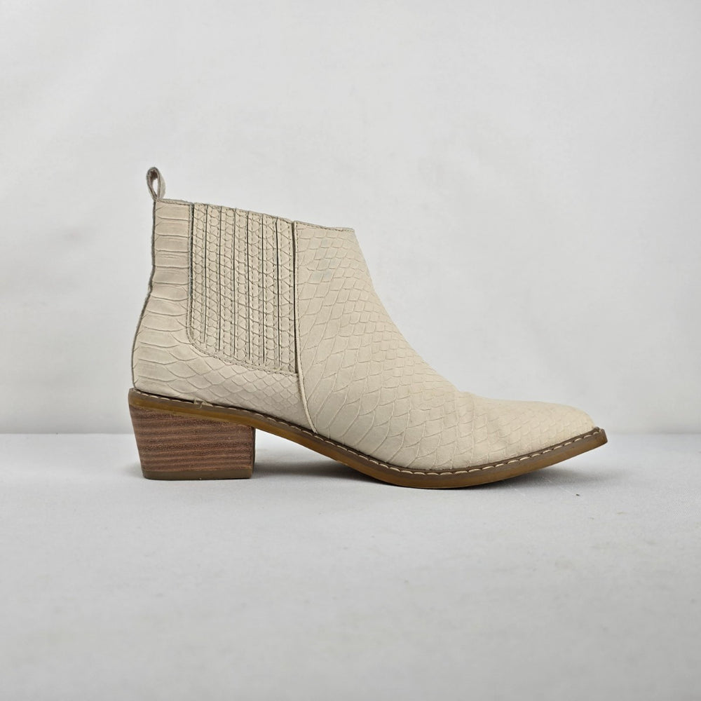 MIIM Cream Snake Embossed Leather Ankle Boots Size 7
