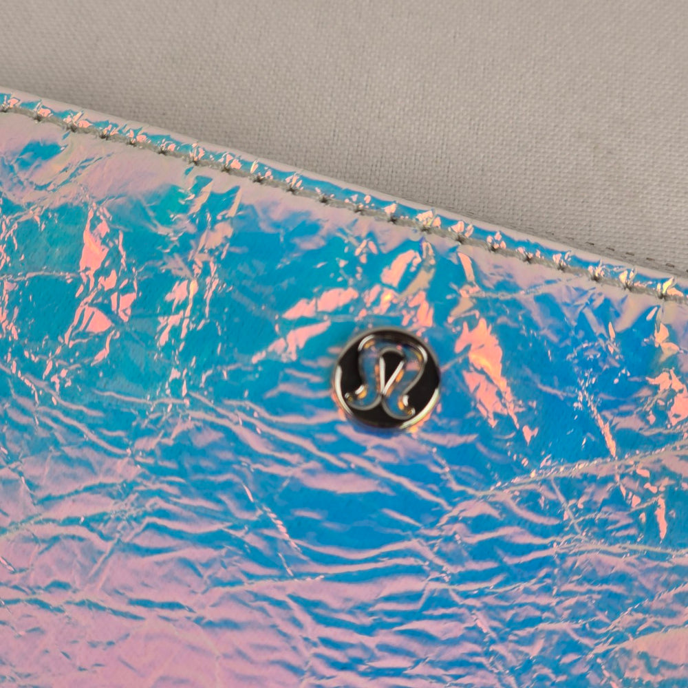 Lululemon Clippable Card Pouch Iridescent Silver
