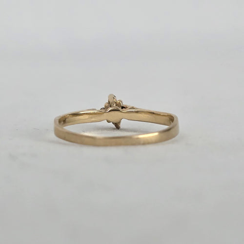 Vintage 10K Gold Diamond Cluster Ring Flower Design