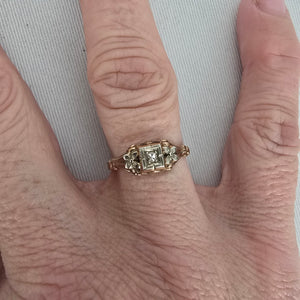 Antique Art Deco 10K Gold Filigree Diamond Ring 1920s-30s